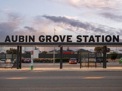 2 / 7 Barfield Road, Hammond Park