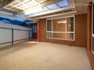 2 / 12 HARVEY COURT, Albury