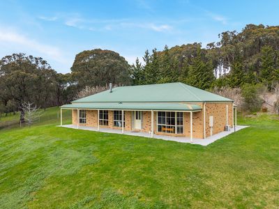 35 Plenty Valley Rise, Eden Park