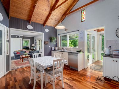 84 Frys Lane, White Rock