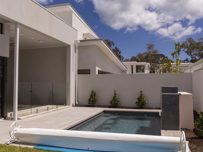7 Champion Crescent, Floreat