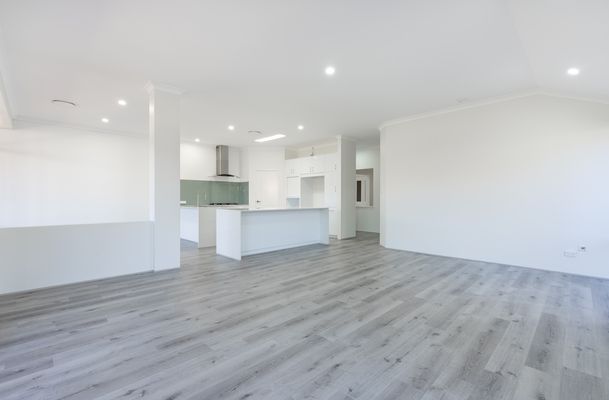 42 Achiever Avenue, Port Kennedy
