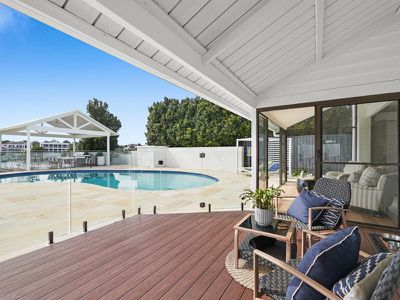 4 Garden Grove, Carrara