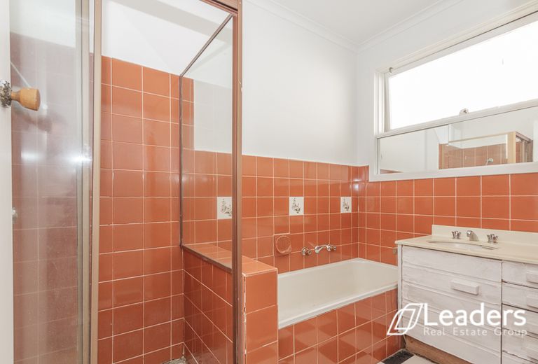 5 Mackintosh Road, Wheelers Hill