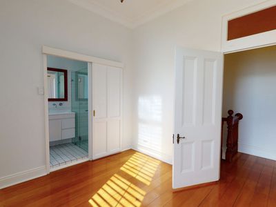 115 DAWSON STREET, Cooks Hill