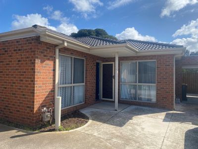 2 / 23 Mayfield Grove, Altona Meadows