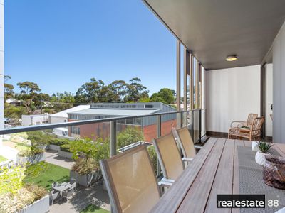 81 / 172 Railway Parade, West Leederville