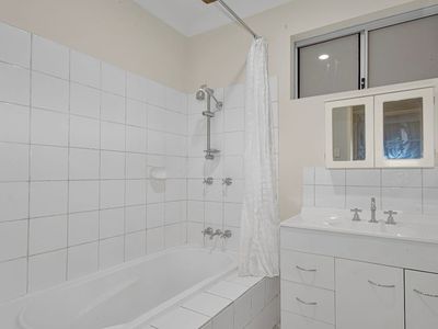 19 Wilcannia Way, Armadale