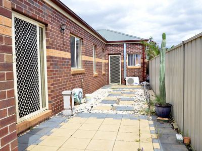 15 Stoneman Turn, Caroline Springs