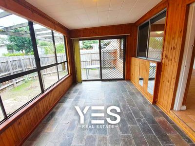 1 / 5 Gordon Avenue, Oakleigh East
