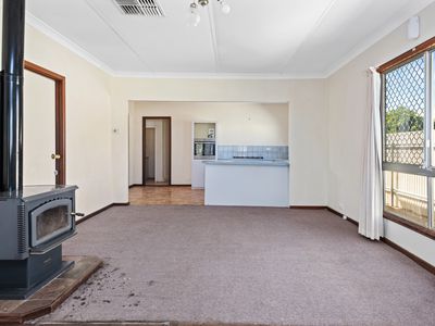 346A Piccadilly Street, West Lamington