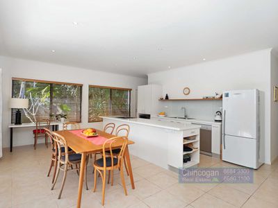 1 / 9 Boondoon Crescent, Ocean Shores