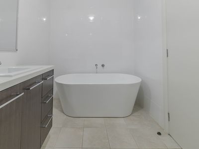 13 Fomalhaut Street, Austral