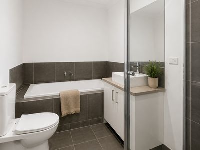 10 Kobe Street, Deanside
