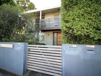 5B / 317 Moorabool Street, Geelong