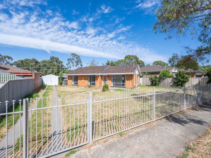 27 Baker Crescent, Mooroopna