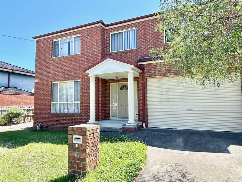 1 / 43 Panorama Street, Clayton