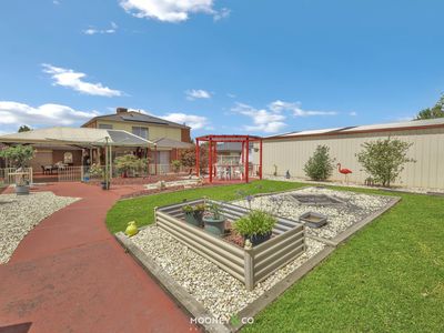 53 Cherryhills Drive, Cranbourne