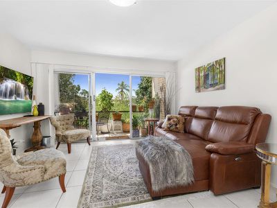 4 / 372 Old Cleveland Road, Coorparoo