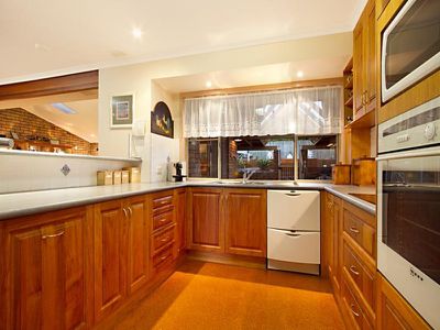 11 Warrandah Street, Rochedale South