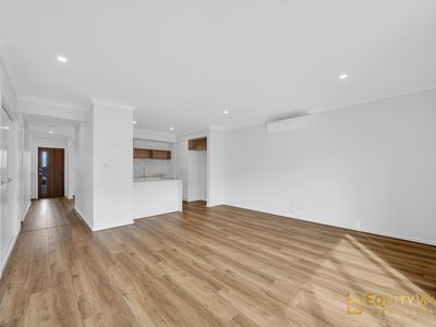 23 Irvington Road, Manor Lakes