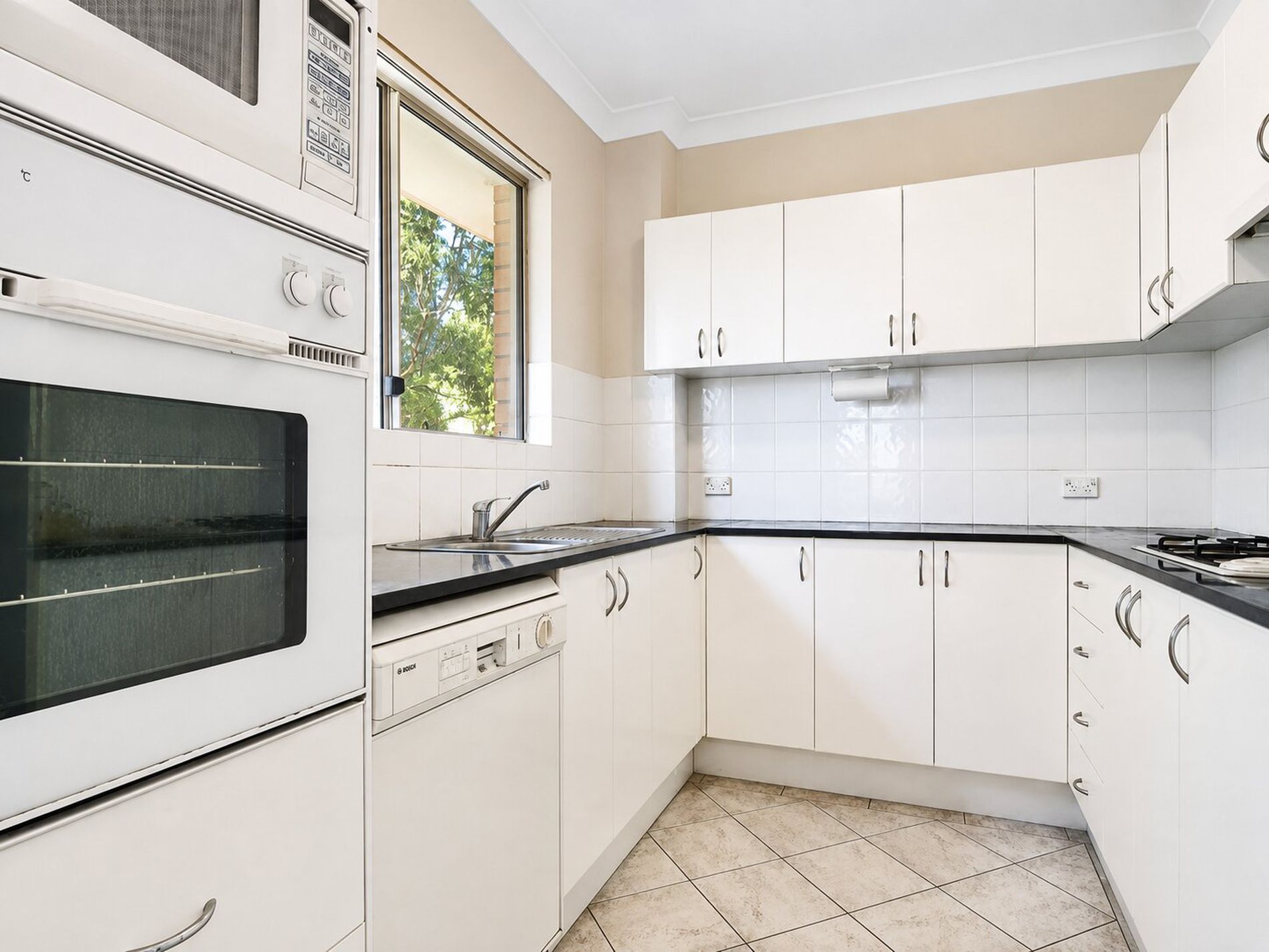 11 / 11-13 Sutherland Road, Chatswood
