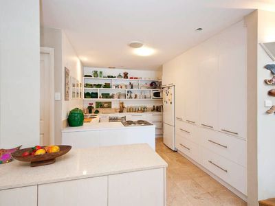 24 Kings Point Drive, Kings Point