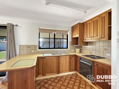 58 Davidson Drive, Dubbo