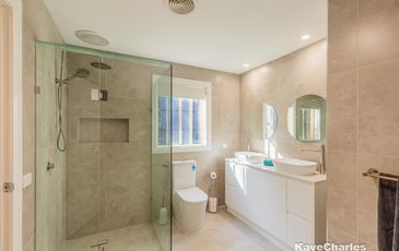 6 Mountain View Circuit, Beaconsfield