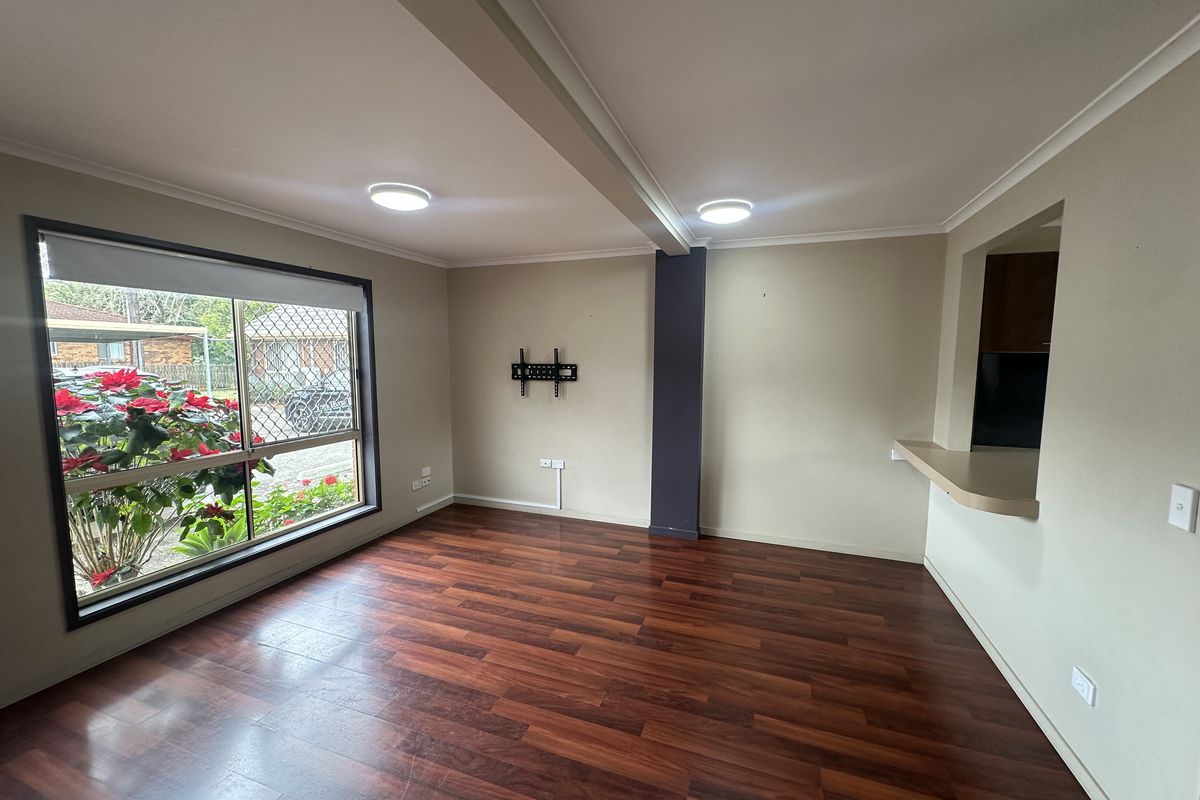 1 / 5 Woodford Street, Holland Park West