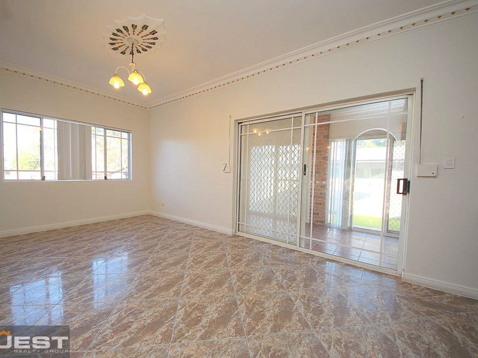 7 Mons Street, Condell Park