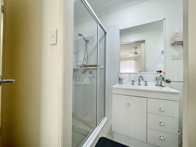 3a Daintree Drive, Urangan