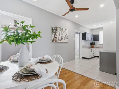 7 Hill End Road, Glenella