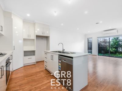 1c The Birches, Doveton