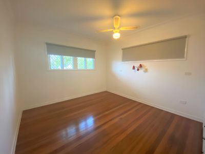 43 Broadwater Road, Mount Gravatt East