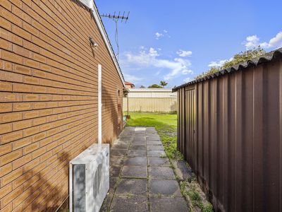 53 Rampart Way, Willetton