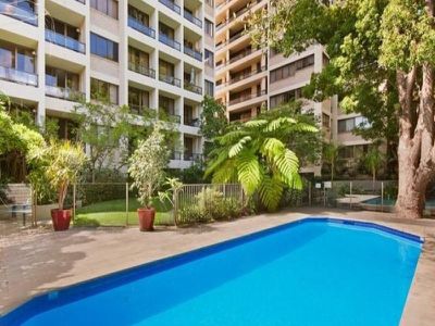 402 / 1 Boomerang Place, Sydney