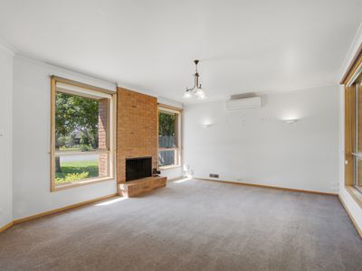 4 Victoria Close, Sale