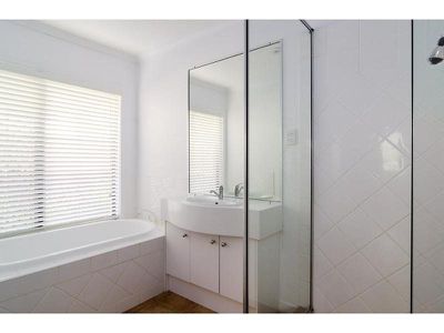 16 Dun Street, Tewantin