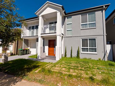 25 Radisich Loop, Oran Park