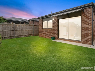18 Higgins Street, Fraser Rise