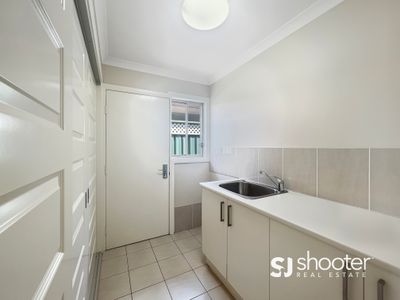 22 Loch Lomond Way, Dubbo