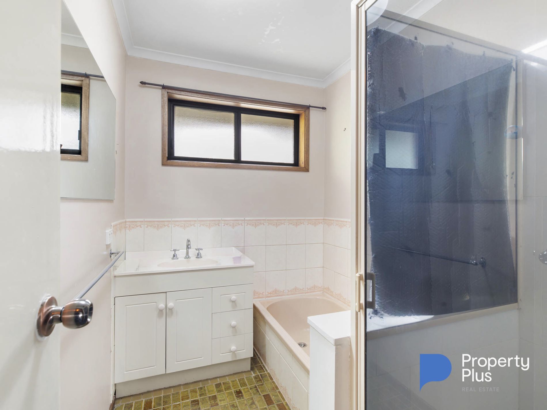 2 / 42 Houlahan Street, Flora Hill