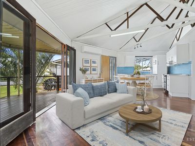 28 Pinnacle Street, Causeway Lake