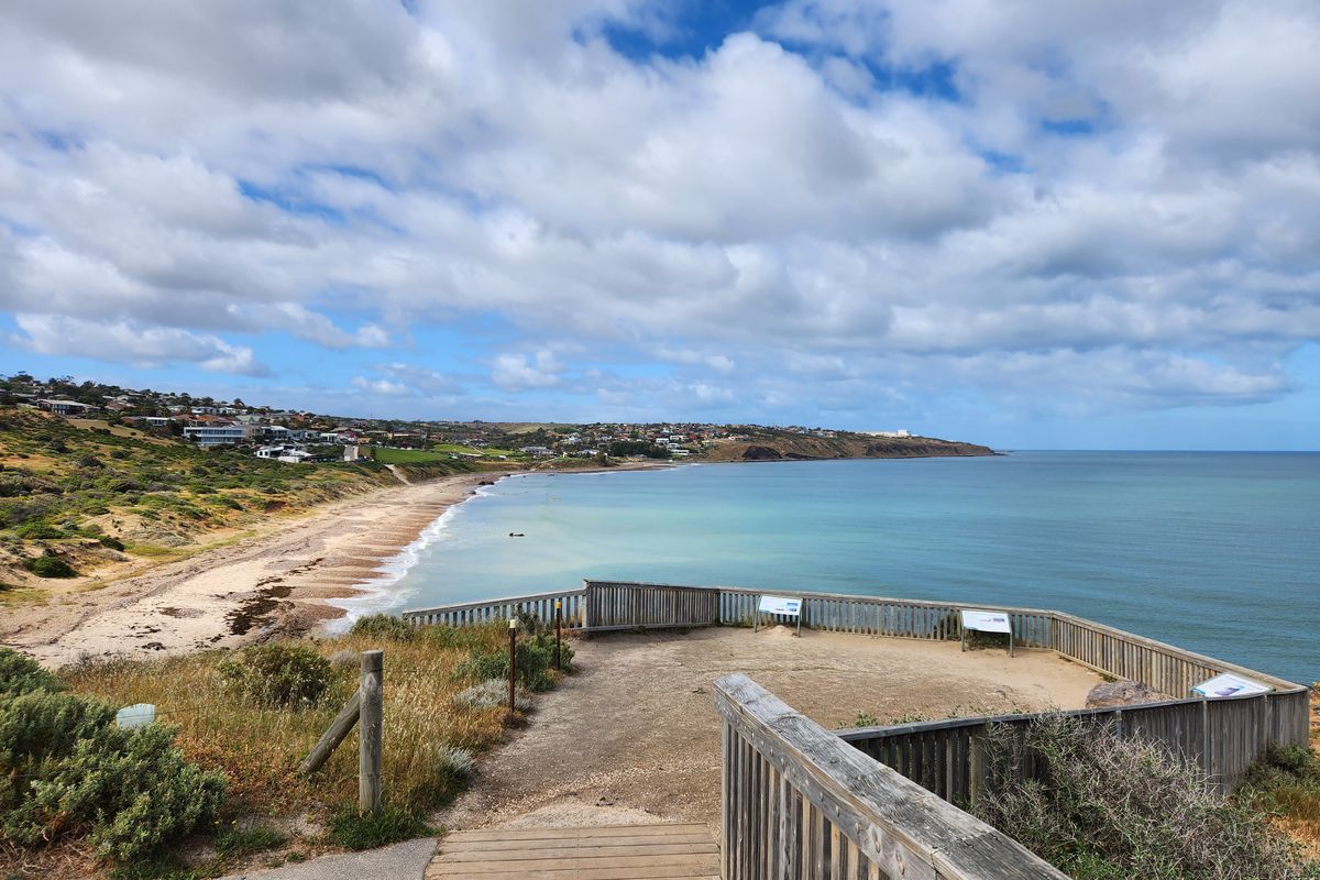2 Clifftop Crescent, Hallett Cove
