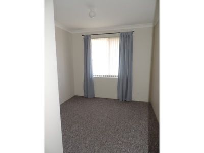 B / 8 Flora Gardens, Alexander Heights