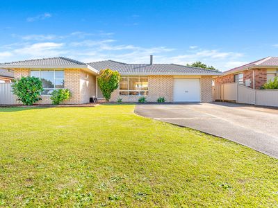 9 Discovery Drive, Forster