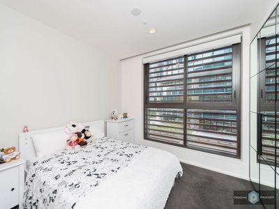 502 / 21 Barangaroo Avenue, Sydney