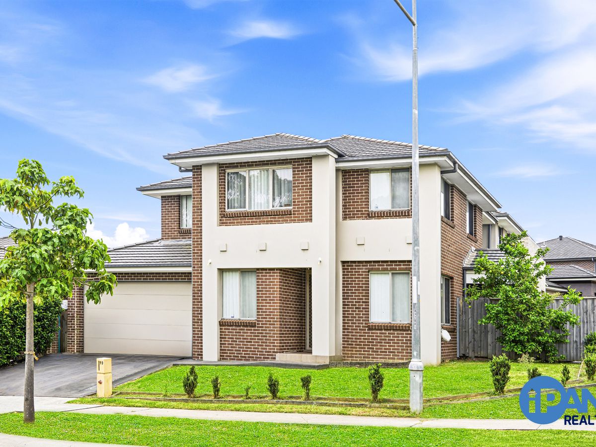 90 Longhurst Street, Oran Park