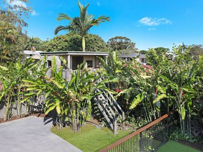 13 Ocean View Avenue, Mooloolaba